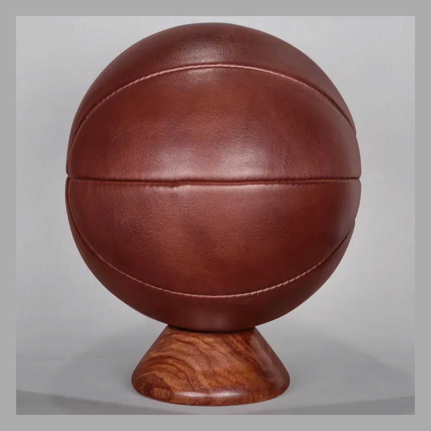 Retro Vintage Leather Basketball – 1900s Sports Decor